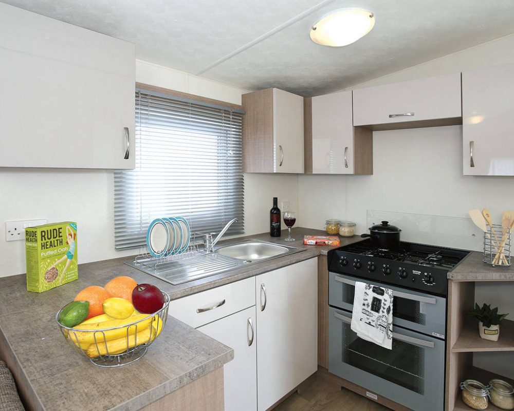 bromley-caravan-kitchen-1-1181x787